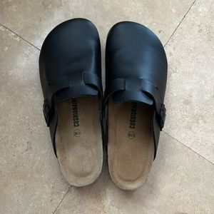Cushionaire clogs